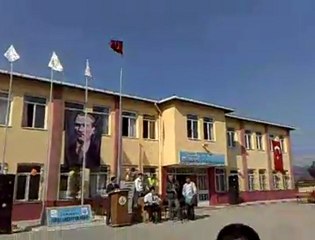 Baskan Cevat Keser Nevruz da Kaşıkları taktı ve