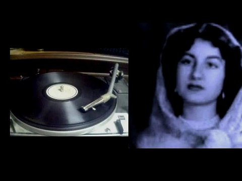 Perihan Altındağ Sözeri ~ Fesleğen ektim gül bitti Dalında bülbüller öttü