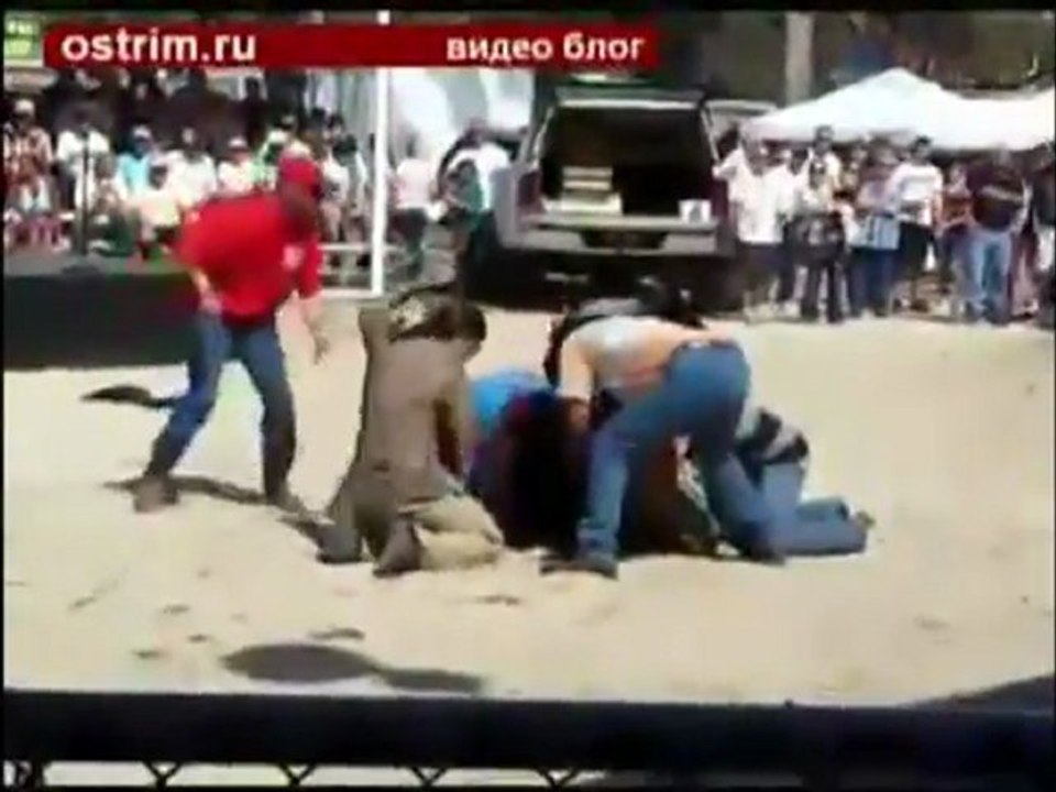 Timsah Adamın Kafasını Böyle Isırdı (+18)