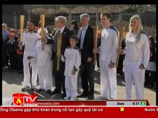 ANTÐ - Người cao tuổi và trẻ tuổi nhất rước đuốc Olympic 2012