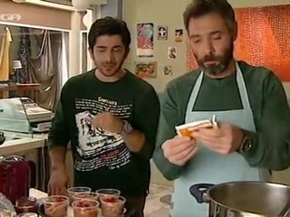 Piso sto spiti S01E14 - "Ap'eksw ap'eksw"