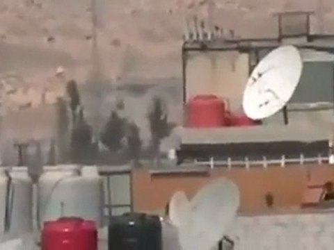 فري برس ريف دمشق دوما أصوات إطلاق القذائف على حي الحجارية 21 3 2012