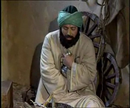 AZiZ MAHMUD HÜDAYi Hz. NiN KERAMATi ABDEST iCiN HOCASINA SU HAZIRLARKEN