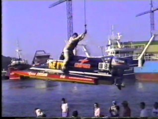 Vuelve la Motonautica a Navia   2012