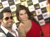 Rakhi Mika Fuel Up Controversy At Mirchi Awards 2012 - Bollywood Hot