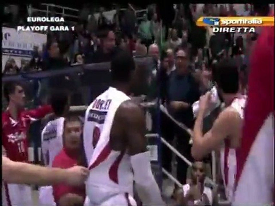 Richard Dorsey contro il pubblico di Siena