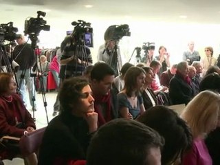 Marine Le Pen: Mohamed Merah avait un "profil caricatural"