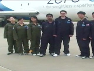 Dos jóvenes españolas experimentan la gravedad cero en Washington