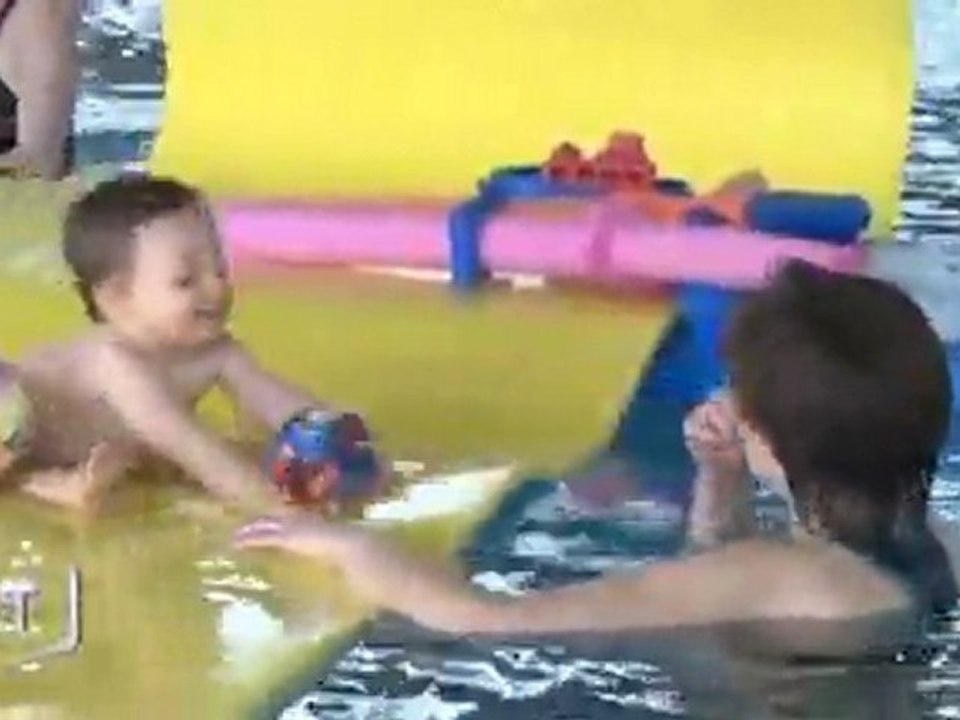 Les bébés découvrent l’univers de l’eau (Les Herbiers)