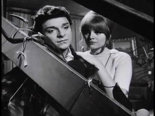 Sen Kimseyi Sevemezsin & Zeki Müren