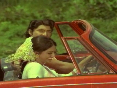 Gunavanthudu - Manjulla Discussing With Sobhan Babu