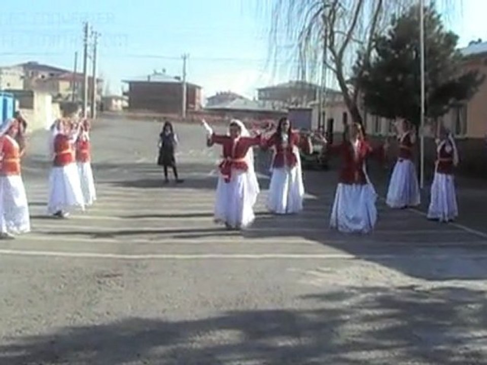 ığdır kazım karabekir ilköğretim okulu halk oyunları