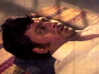 Iddaru Iddare - Krishnam Raju In Central Jail