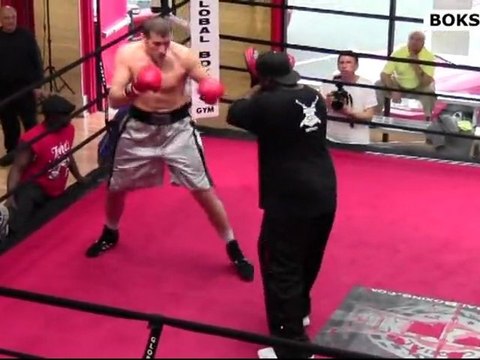 Wach- Fields: Polski Olbrzym na treningu otwartym (2/3)