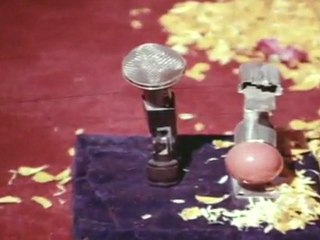 Maharajasri Mayagadu - Brahmanandam Meets Krishna And Sridevi