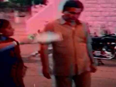 Zoo LaKa Taka - Chandra Mohan Argues With His Father