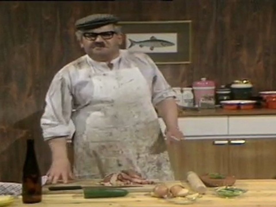 The Two Ronnies - Smart Cooking
