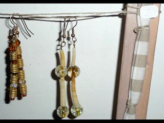 Les boucles d'oreilles Mars 2012