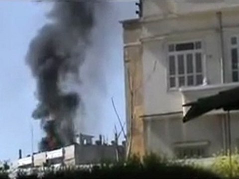 فري برس حمص القديمة الصفصافة احتراق المنازل من شدة القصف 23 3 2012