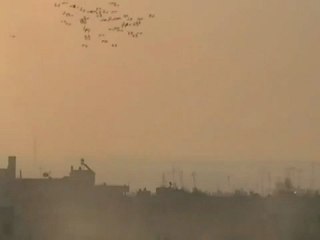 فري برس   حماة   القصف مازال متواصل على القصور والاربعين 22 3 2012