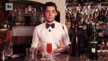 How to make a Christmas cocktail: Fizz cocktail