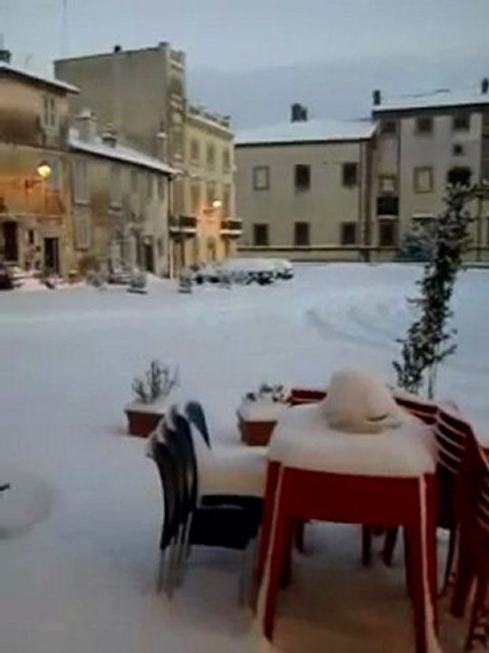 La neve a Piazza Umberto 1°
