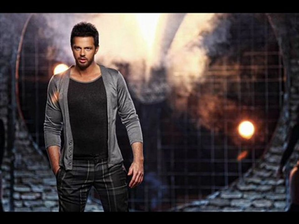 Çağlayan Topaloğlu - AŞK Aşk aşk 2012