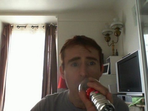 Wiwi égratigne young wild and free de Wiz Khalifa & Snoop Dogg