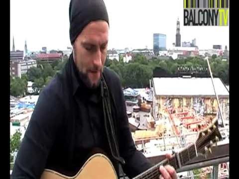 YOUR WINGS FLY (BalconyTV)