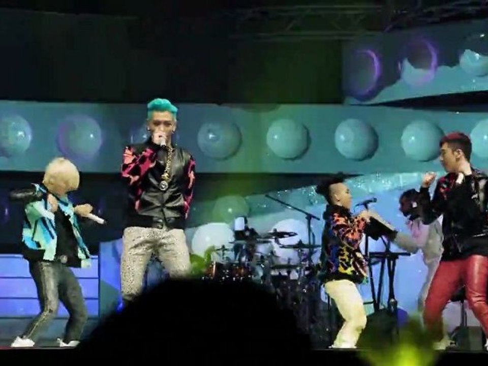 BIGBANG - YG On Air ▶ FANTASTIC BABY