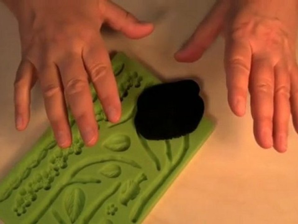 PCTVMoldedFlowerand Bird