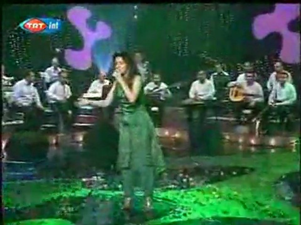 sevcan orhan çeşmi siyahım   (H TV)