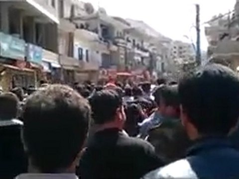 فري برس ريف دمشق مظاهرة مضايا في جمعة قادمون يا دمشق 23 3 2012 ج1