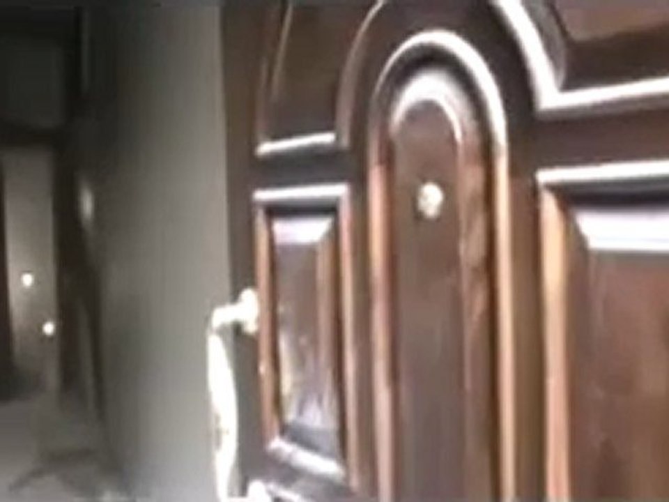 فري برس حمص باب السباع شارع الوادي اثار قصف البيوت مع ابو معاذ 23 3 2012