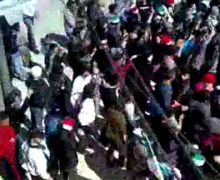 فري برس ريف دمشق عين منين مظاهرة جمعة قادمون يادمشق 23 3 2012 ج3