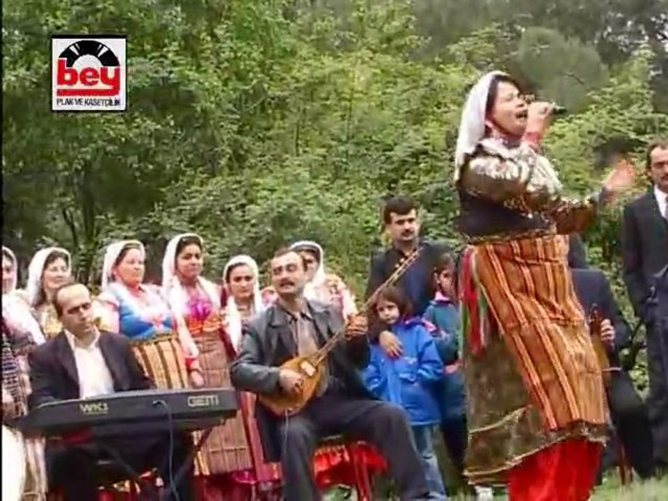 Azdavaylı Safiye - Kemaneci Murat - Azdavay Yollarında