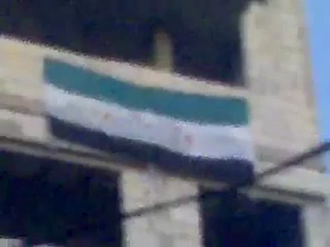 فري برس اللاذقية الرمل الجنوبي رفع علم الإستقلال 23 3 2012