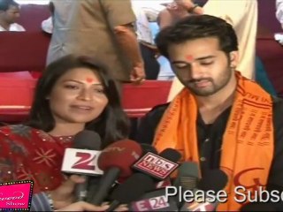 BITTO BOSS ACTORS VISIT SIDHIVINAYAK - 05.mp4