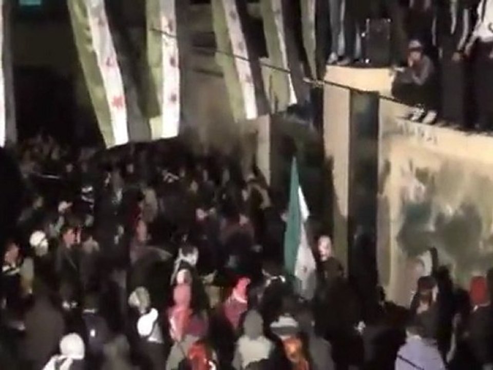 فري برس دمشق كفرسوسة مظاهرة مسائية حماسية جامع بلال الحبشي 23 3 2012