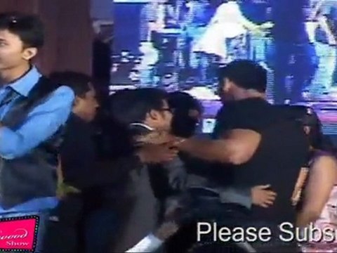 Yami Gautam,John Abraham, Ayushyamann Promote Movie Vicky Donor