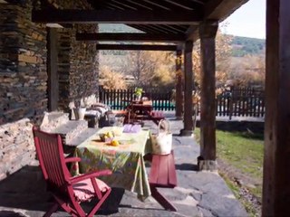 Casa Rural en la Arquitectura Negra de Guadalajara