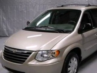 2005 Chrysler Town & Country Touring 4 Door Passenger Van