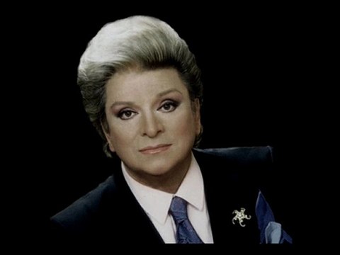 Zeki Müren ~ Bir Yaz Sabahı Gözlerimin Ufkuna Erken Doğdun Güzelim