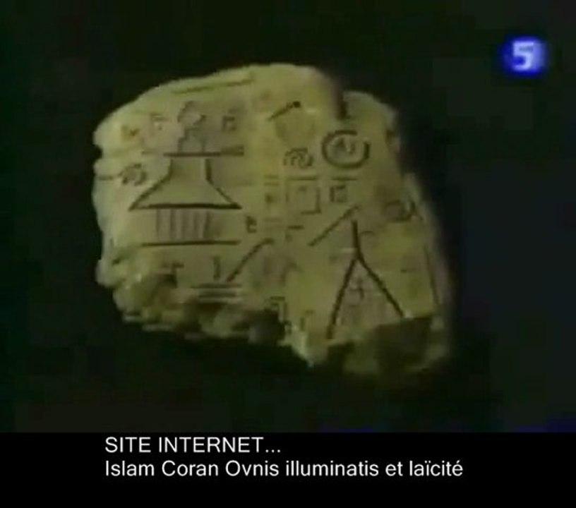 UFO/OVNIS Trou noir et colonies du 21ème siècle englouties (JAPON)