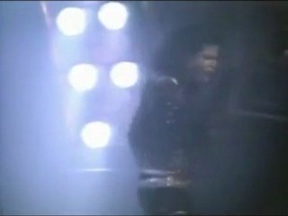 05 Scream / O2 in Exosphere (Interlude) - Michael Jackson: The Chase Apollo Collection