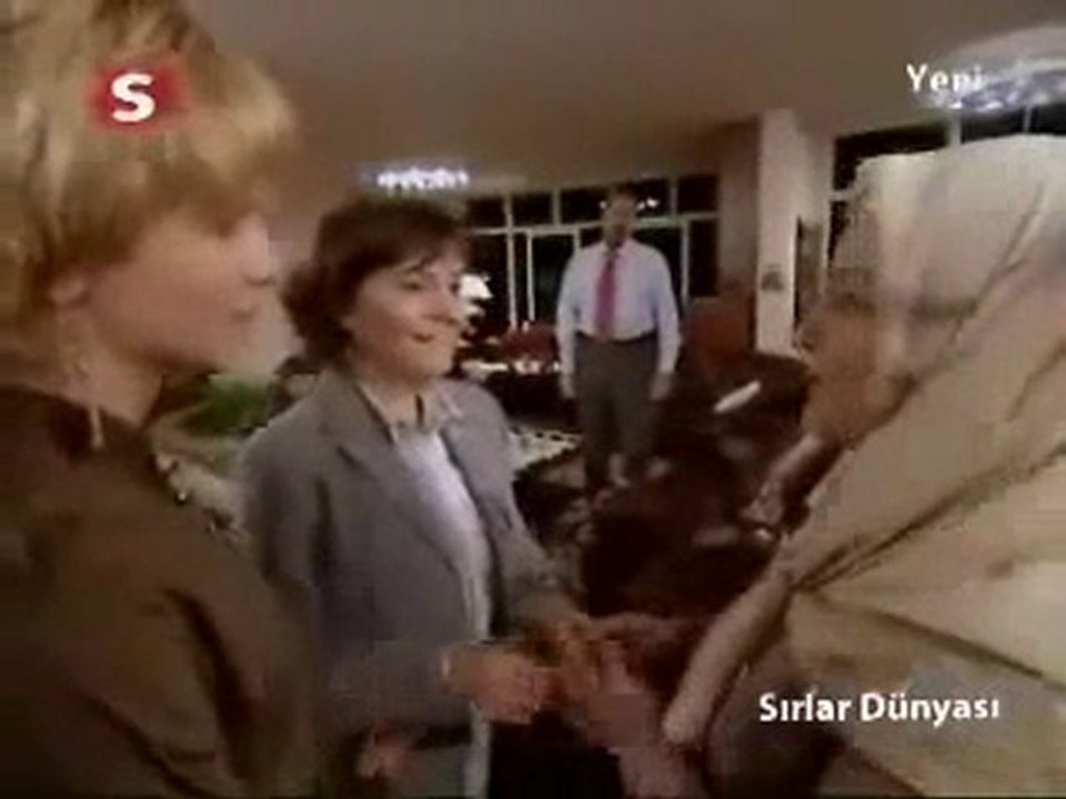 AYETEL KÜRSiNiN KORUDUGU KIZ-2