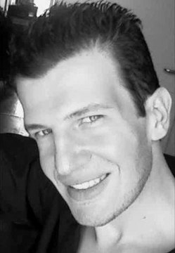 please don`t stop loving me 1966 Elvis By Sebastian Vestae