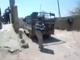 فري برس حماه المحتلة قصف قلعة المضيق واستمرار نزوح الأهالي24 3 2012