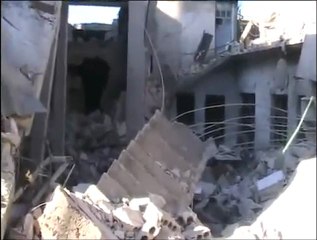 فري برس ادلب سرمين اثار الدمار على المحلات والمنازل24 3 2012 ج7