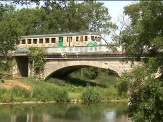DE THORE A TROO AVEC LE TTVL, extrait du film de 57 min "au pays de Ronsard et du TTVL"